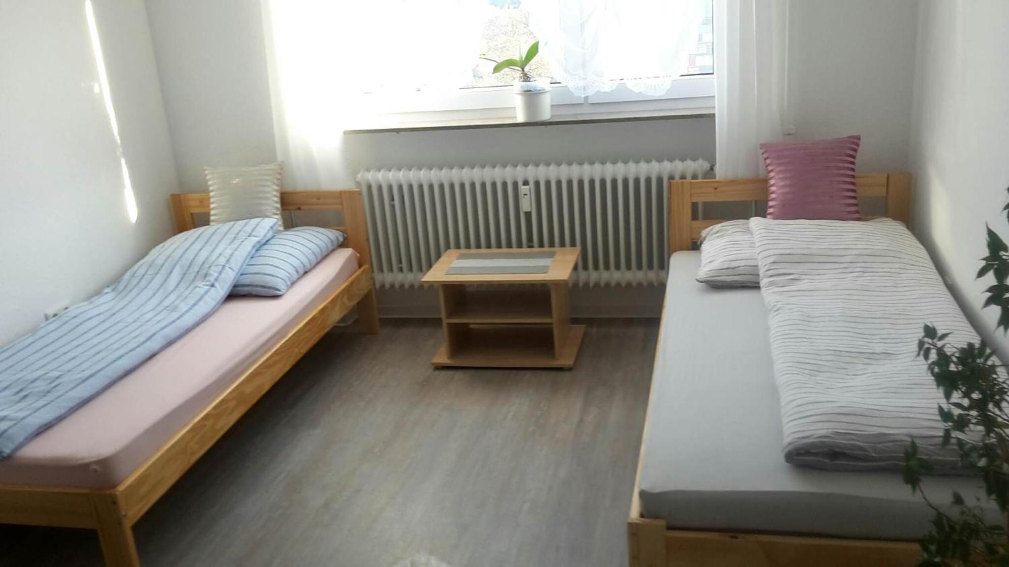 Egyszeru Szallas Stuttgart Zewnętrze zdjęcie